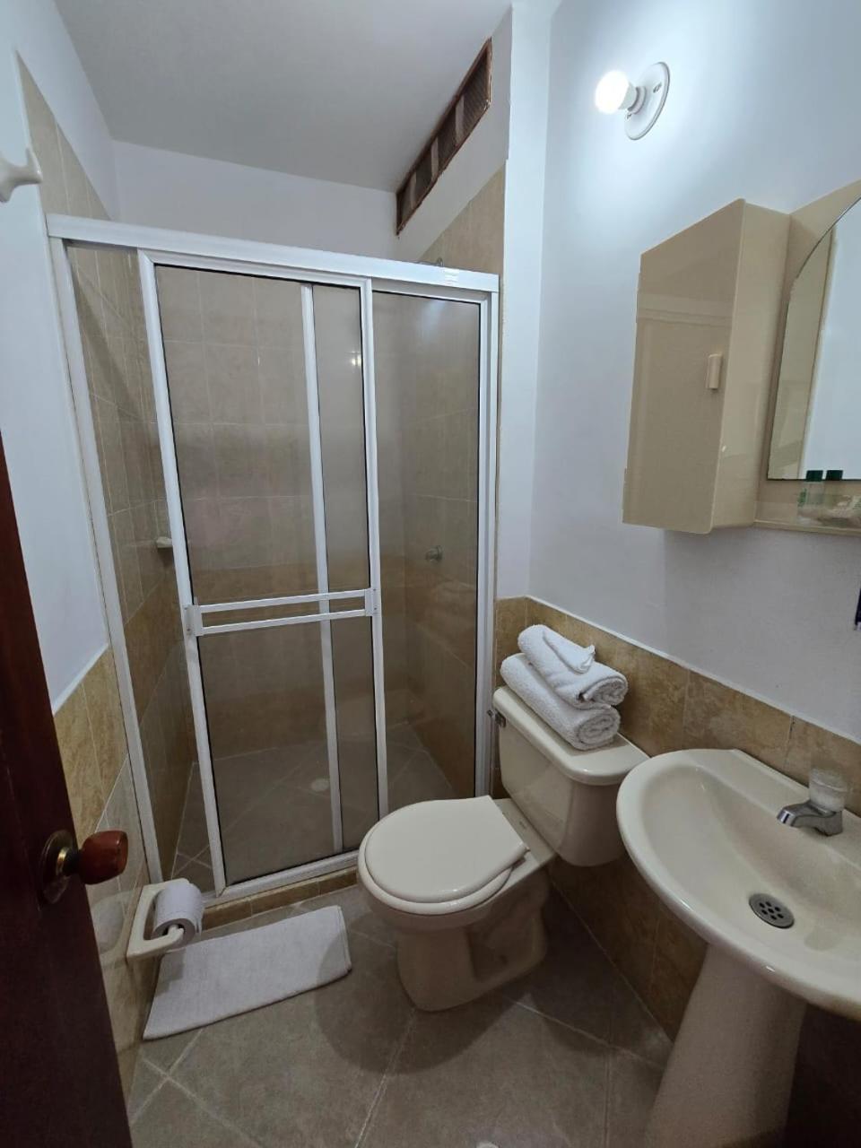 Ayenda Torre 2 Hotell Apartadó Exteriör bild